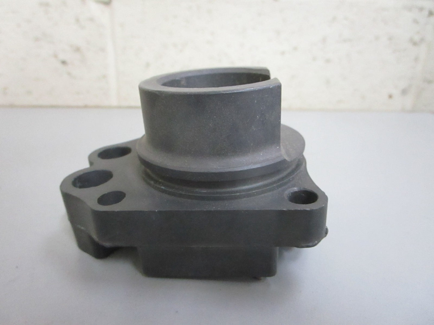*NEW OEM* 0820 Mercury Quicksilver Housing Ay 46-45609A1
