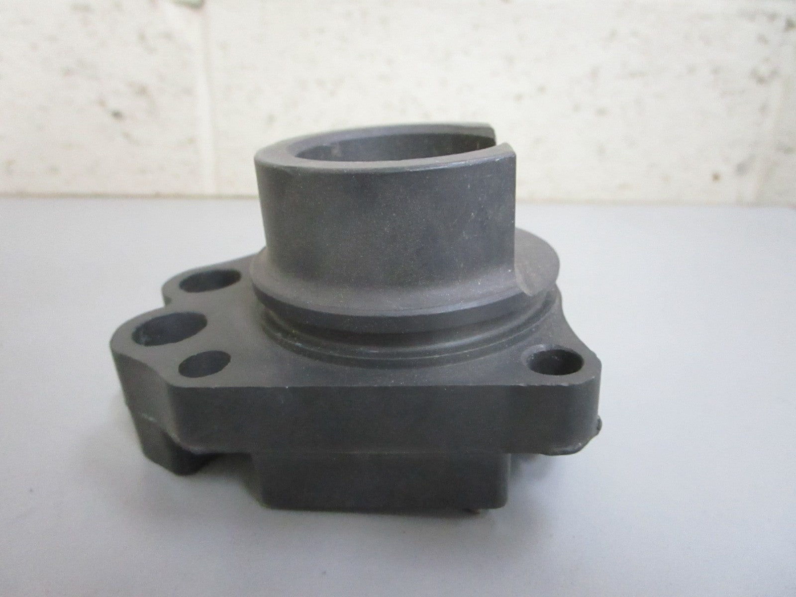*NEW OEM* 0820 Mercury Quicksilver Housing Ay 46-45609A1
