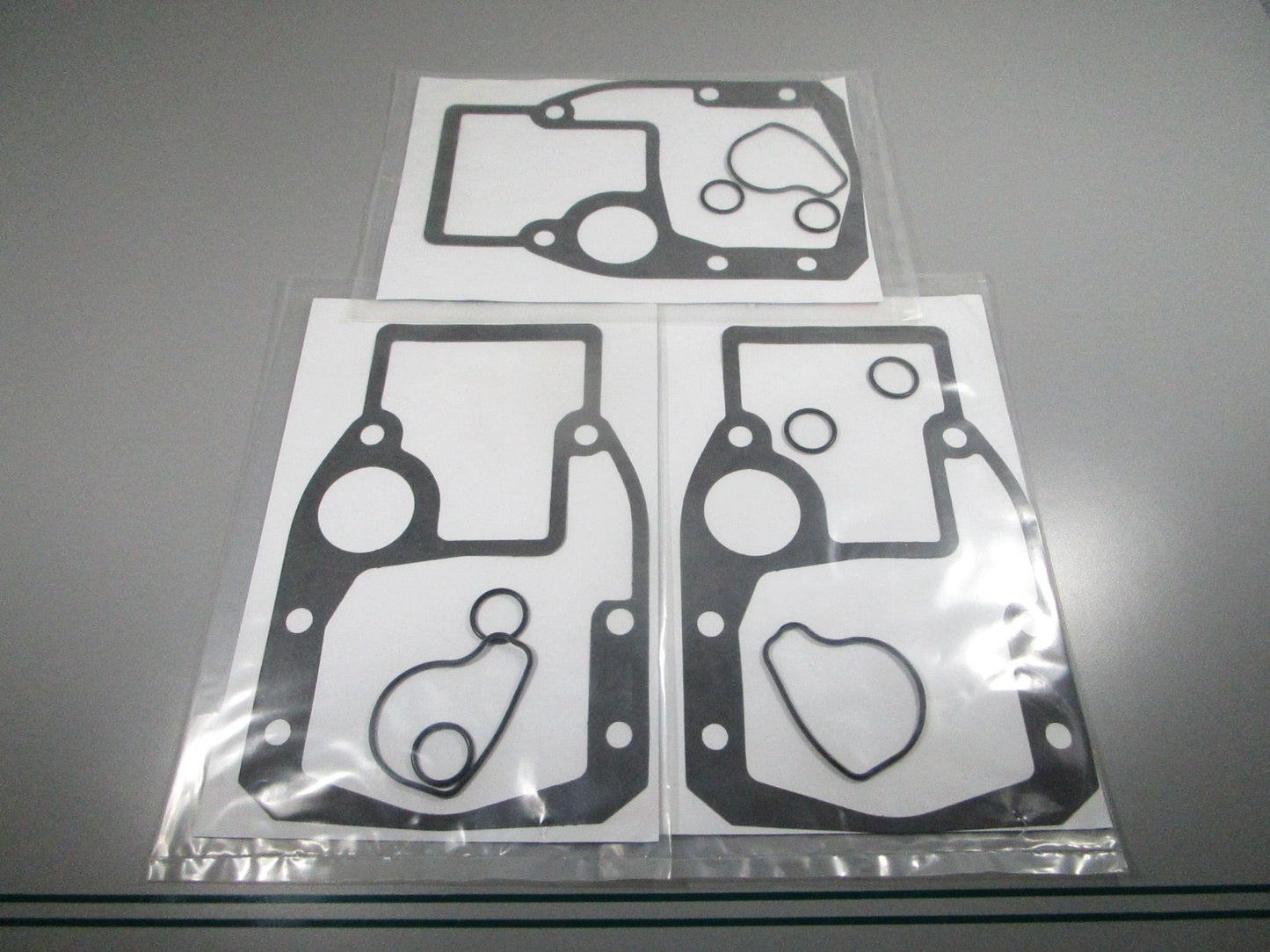 NEW OEM (LOT OF 3) 508105 0508105 OMC Cobra Outdrive Mounting Kit 0810