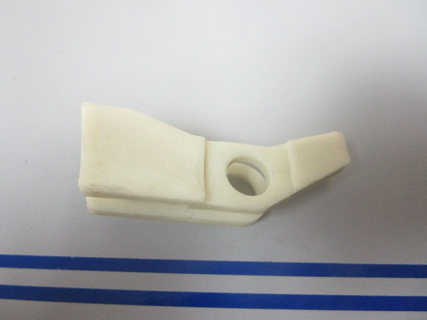 *NEW OEM* 0770 OMC Johnson Evinrude Lockout Lever 326127 0326127