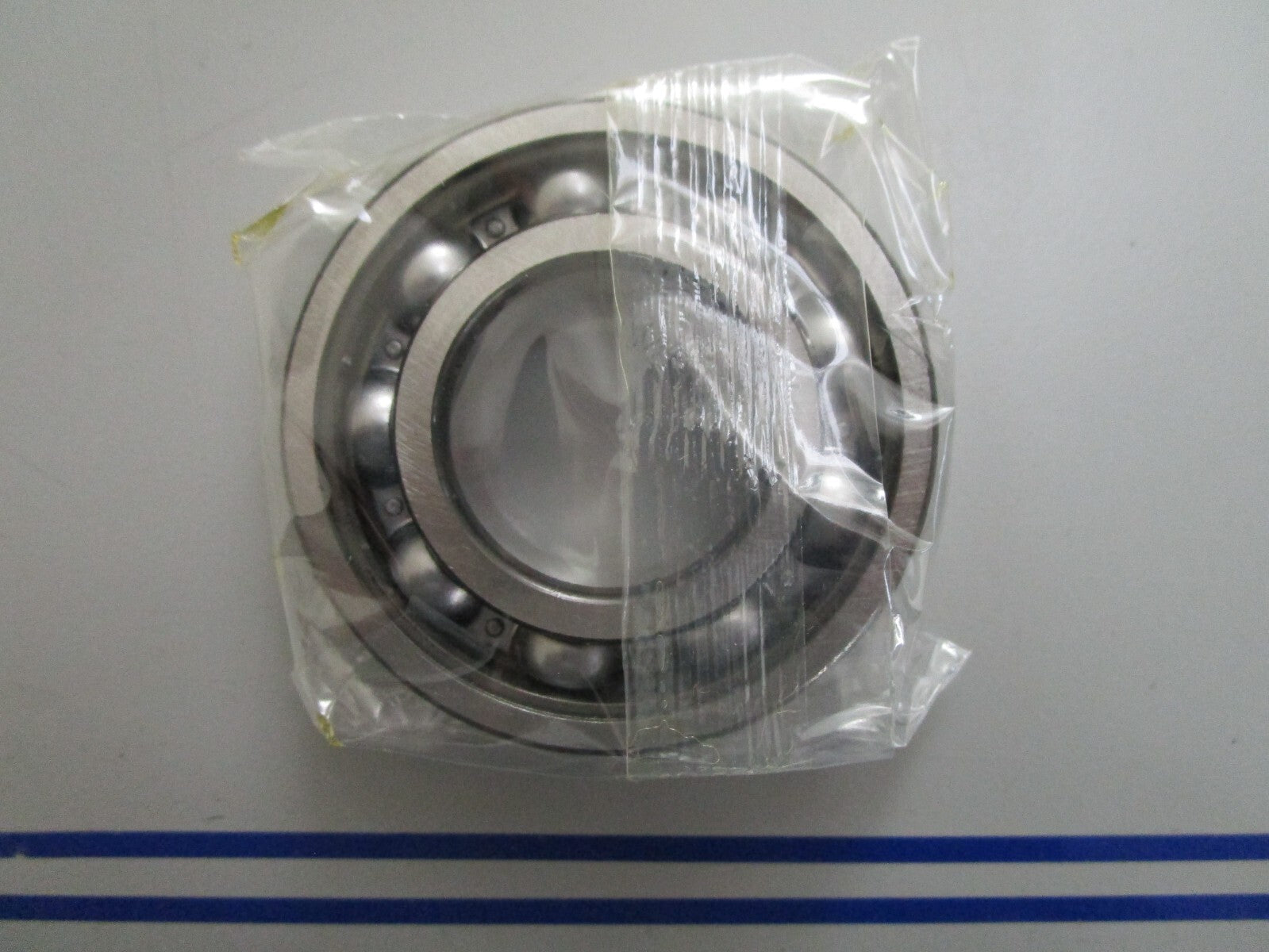 *NEW OEM* 0820 Volvo Penta Ball Bearing 3851019