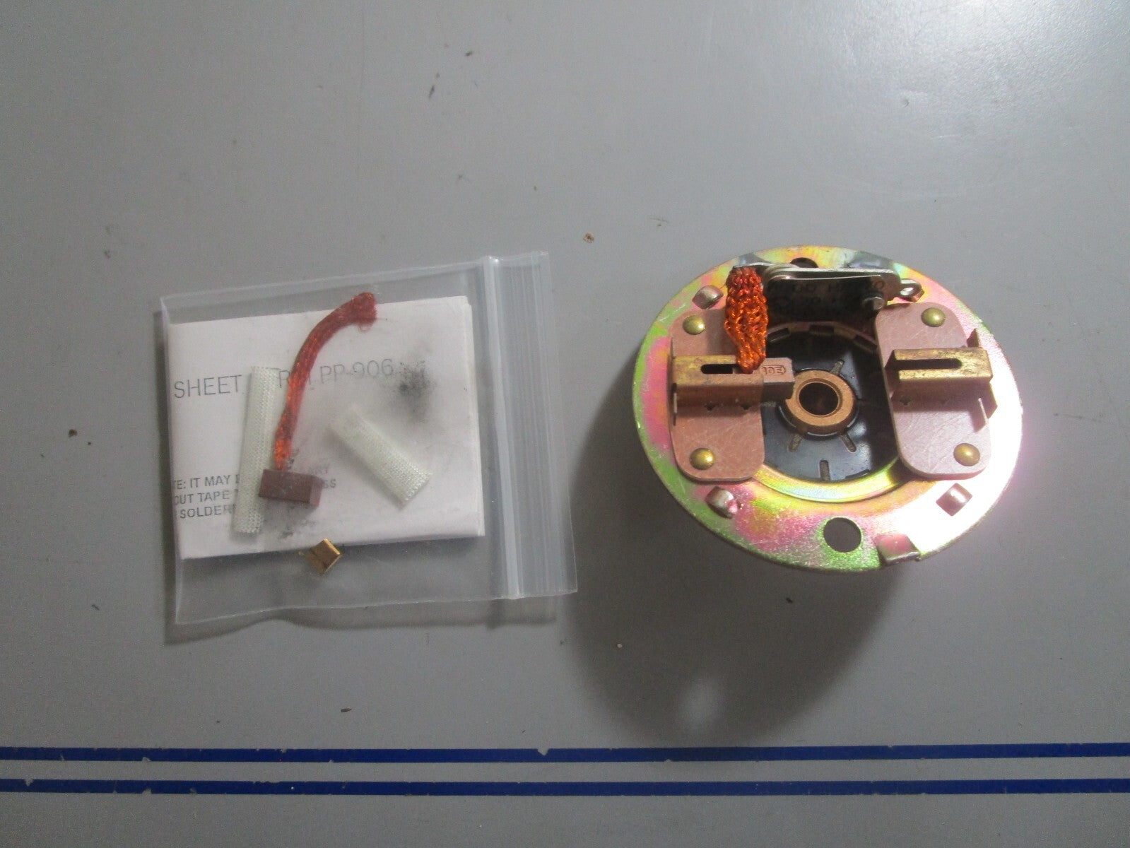 *NEW OEM* 0810 OMC Johnson Evinrude Head Assembly 382545 0382545