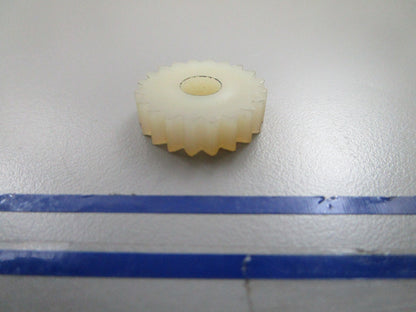 *NEW OEM* 0810 OMC Johnson Evinrude Lower Gearcase Plug 911710 0911710