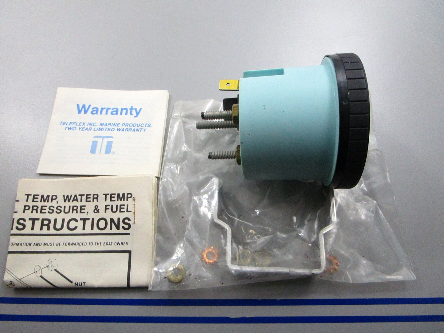 *NEW OEM* 0810 Teleflex Oil Pressure Gauge 53214