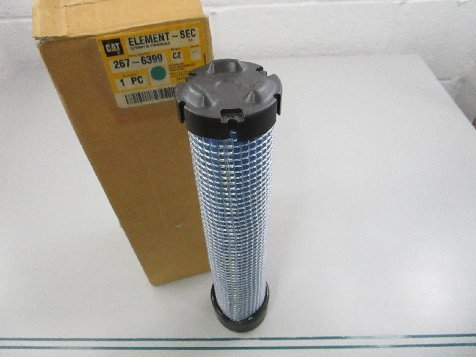 CAT Caterpillar NEW OEM Air Filter Element Assy 267-6399 302.5C 0810