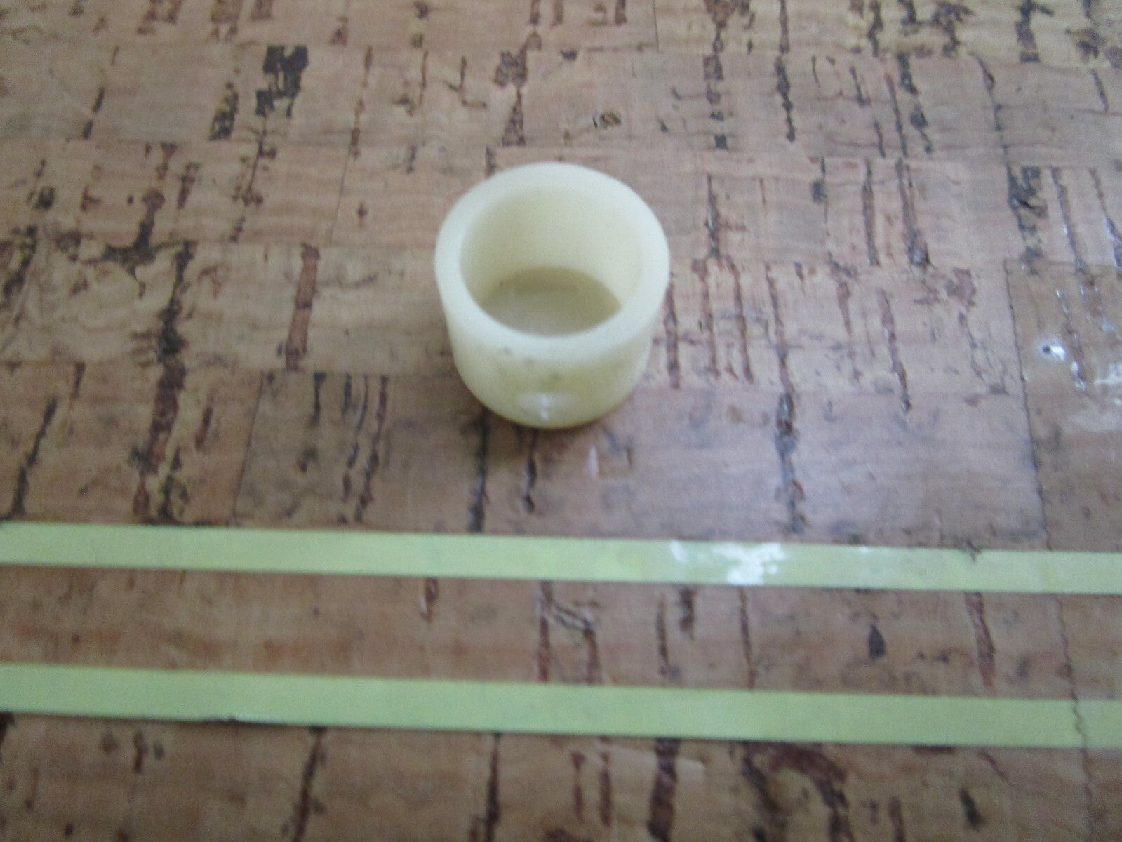 *NEW OEM* 0810 OMC Johnson Evinrude Starter Bushing 320404 0320404