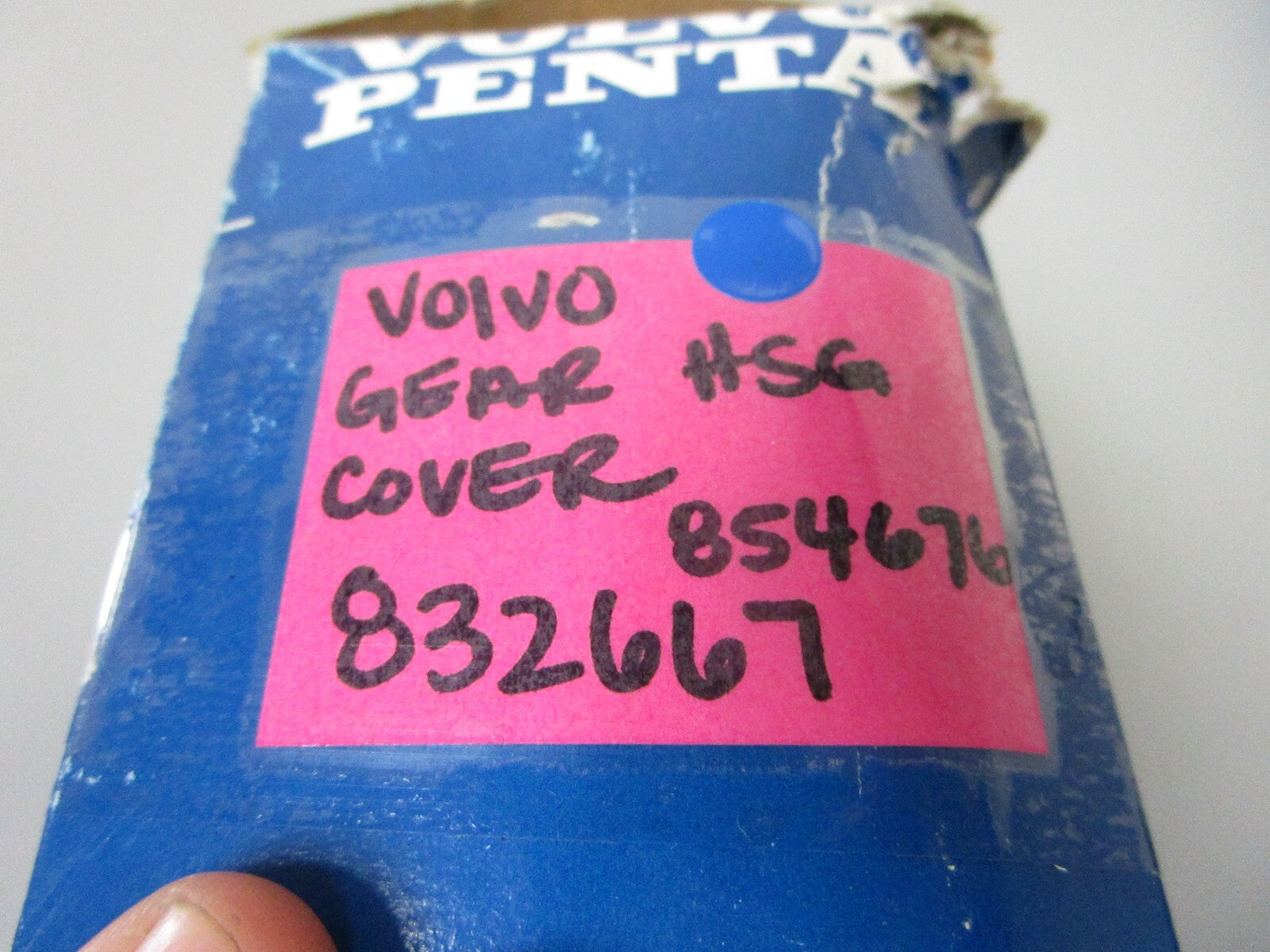 *NEW OEM* 0720 Volvo Penta Gear Housing Cover 854676 832667