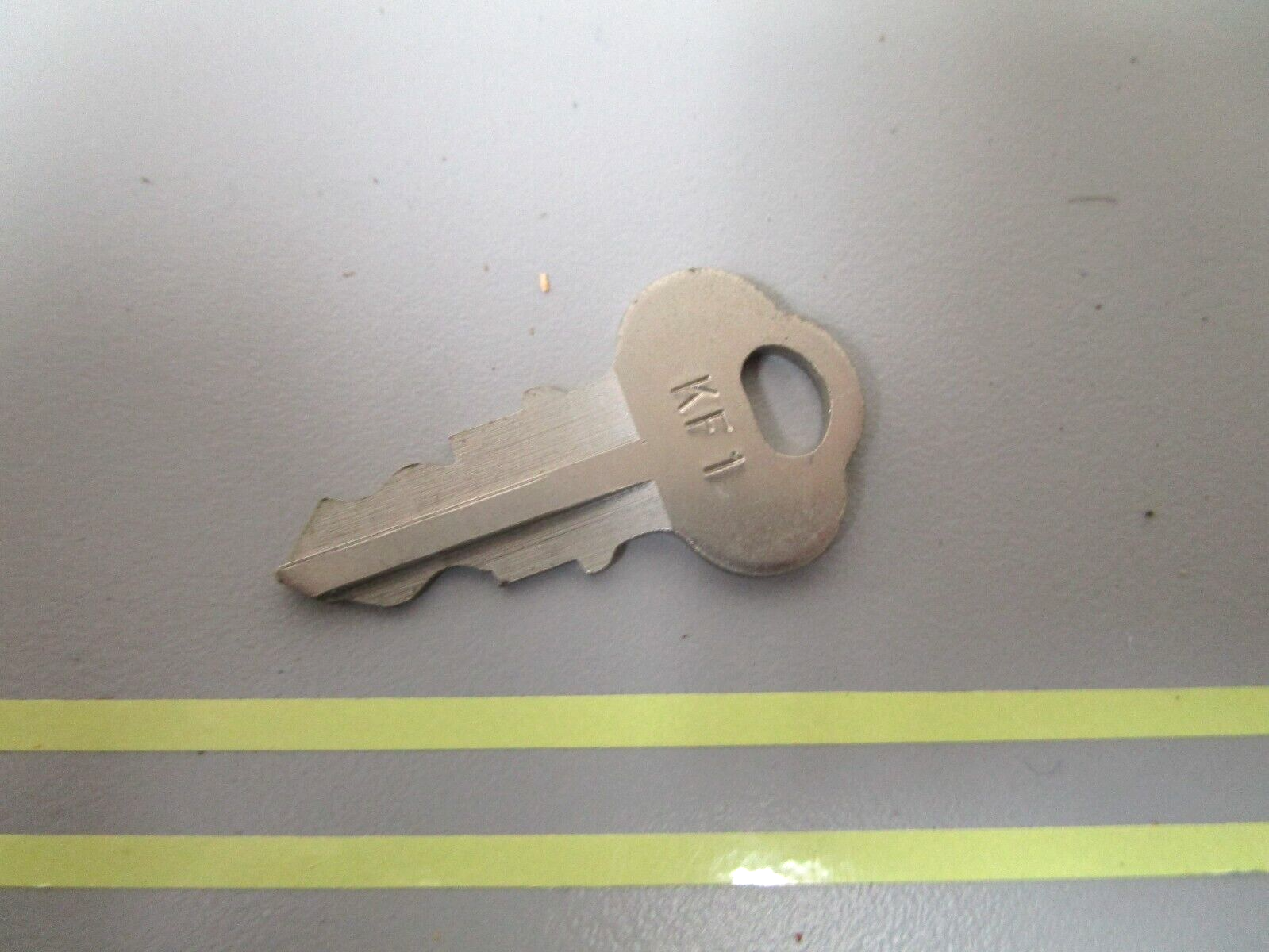*NEW OEM* 0750 OMC Johnson Evinrude IGNITION KEY KF1  501516 0501516