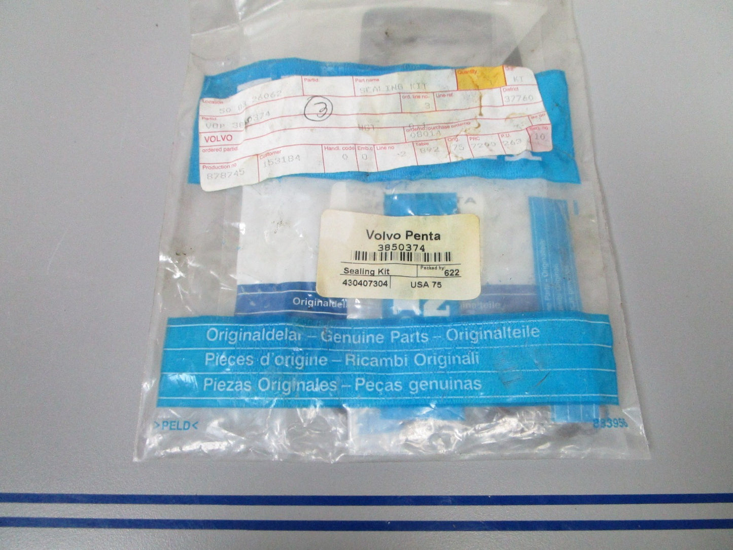 NEW OEM 3850374 Volvo Penta Sealing Kit 0720