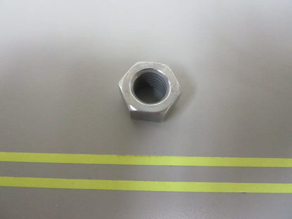 *NEW OEM* 0810 Volvo Penta Lock Nut 990990