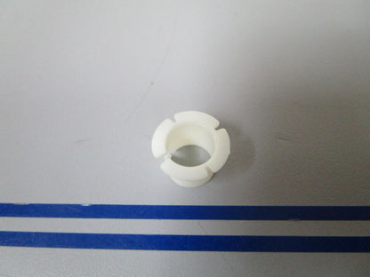 *NEW OEM* 0810 Volvo Penta Bushing 3852094