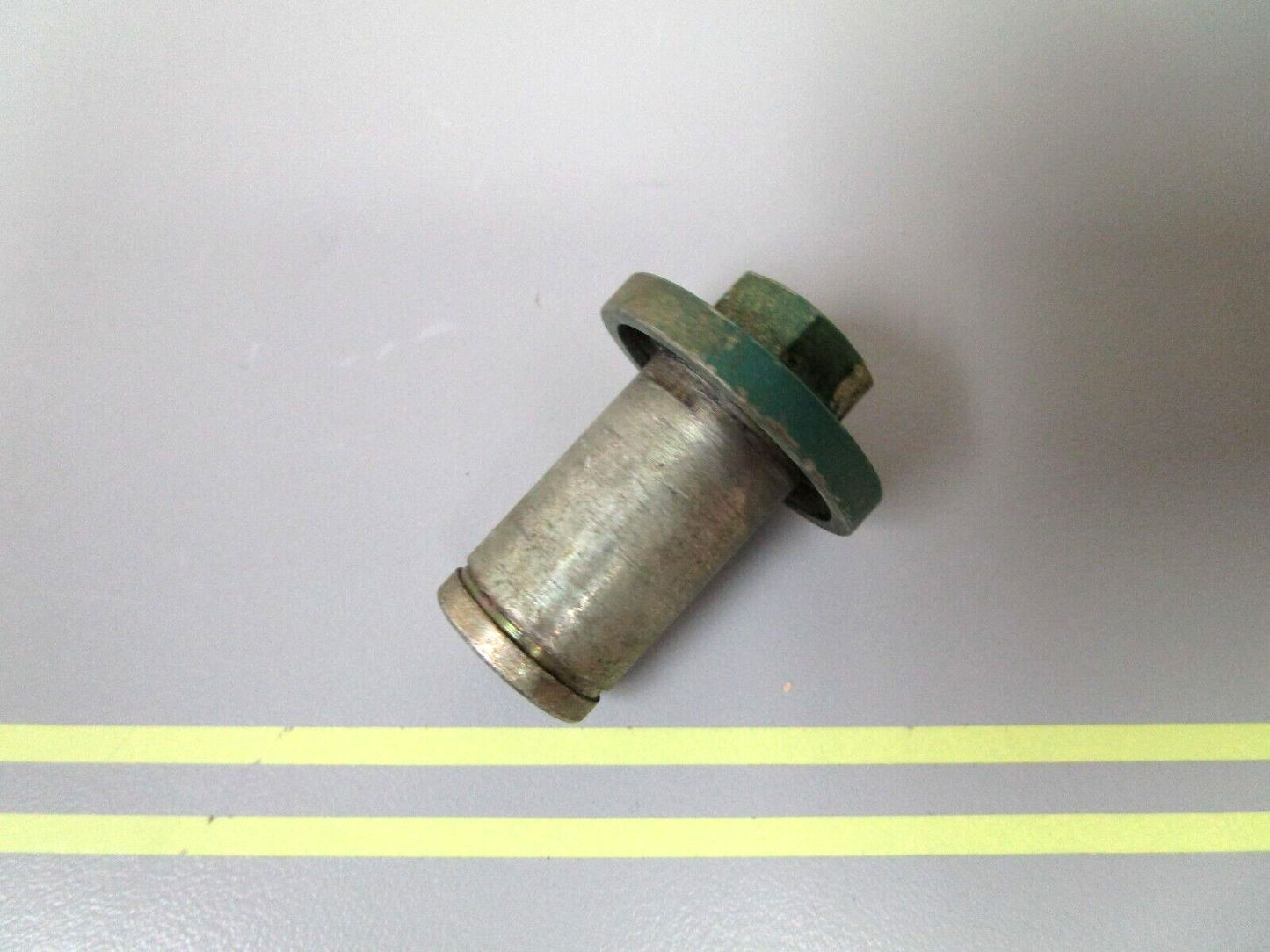 *NEW OEM* 0720 Volvo Penta MD40 TMD40 TAMD40 TAMD30 AQ TD MD Valve Cover Cap Nut