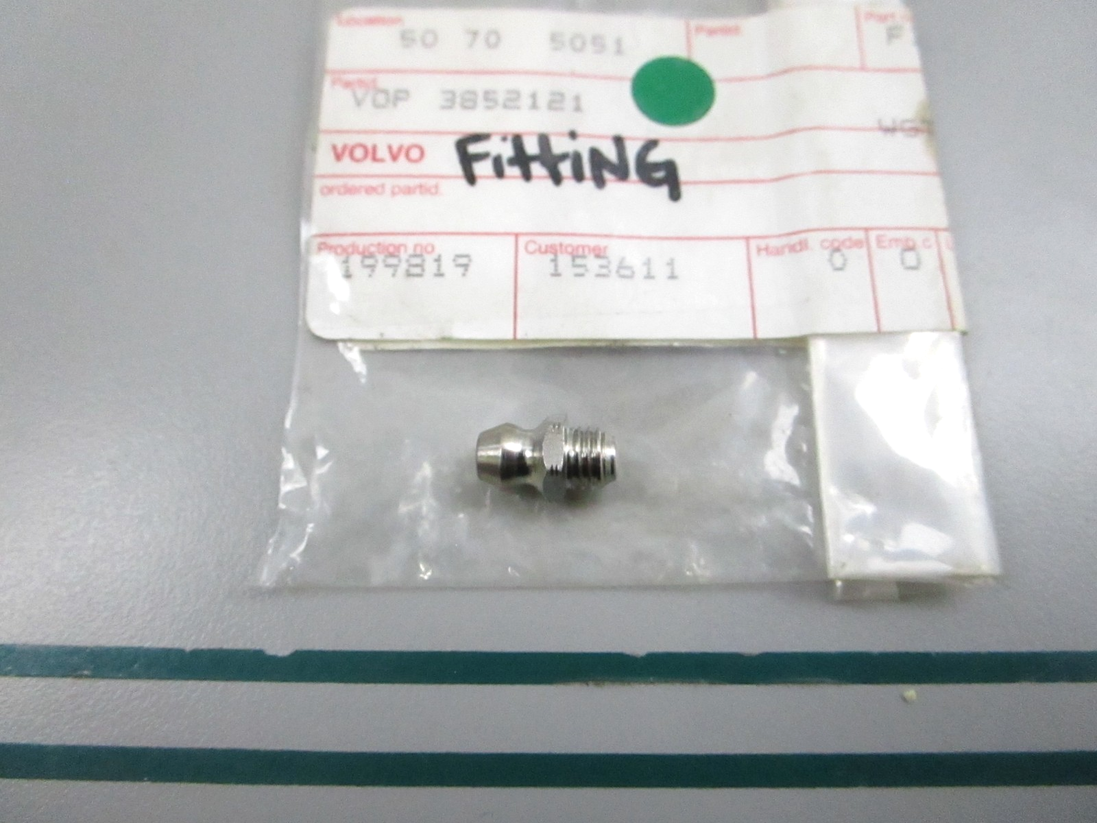 NEW OEM 3852121 Volvo Penta Fitting 0810