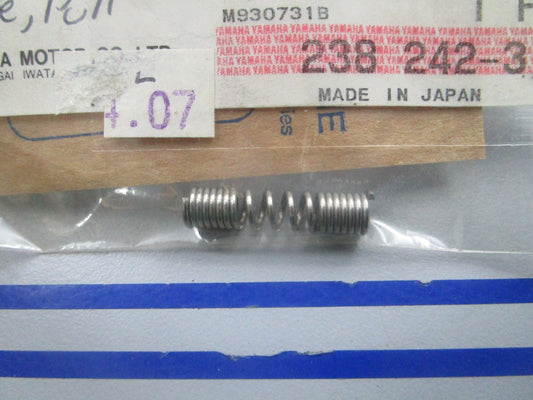 NEW OEM Yamaha 682-86116-00-00 Wire Pull 0810