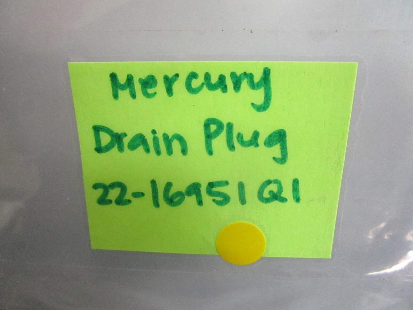 *NEW OEM* 0810 Mercury Quicksilver Drain Plug 22-16951Q1