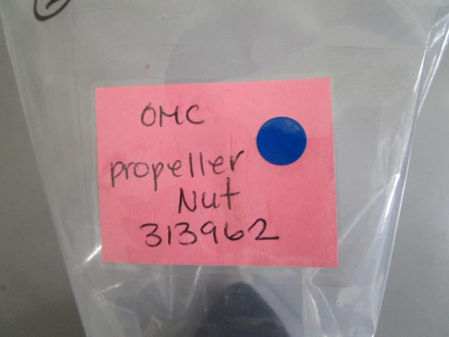 *NEW OEM* 0820 OMC Johnson Evinrude Propeller Nut 313962 0313962