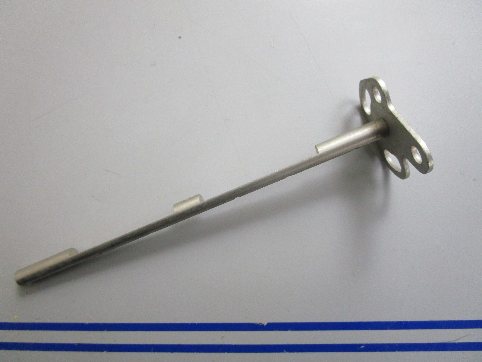 *NEW OEM* 0820 OMC Johnson Evinrude Throttle Shaft 387301 0387301