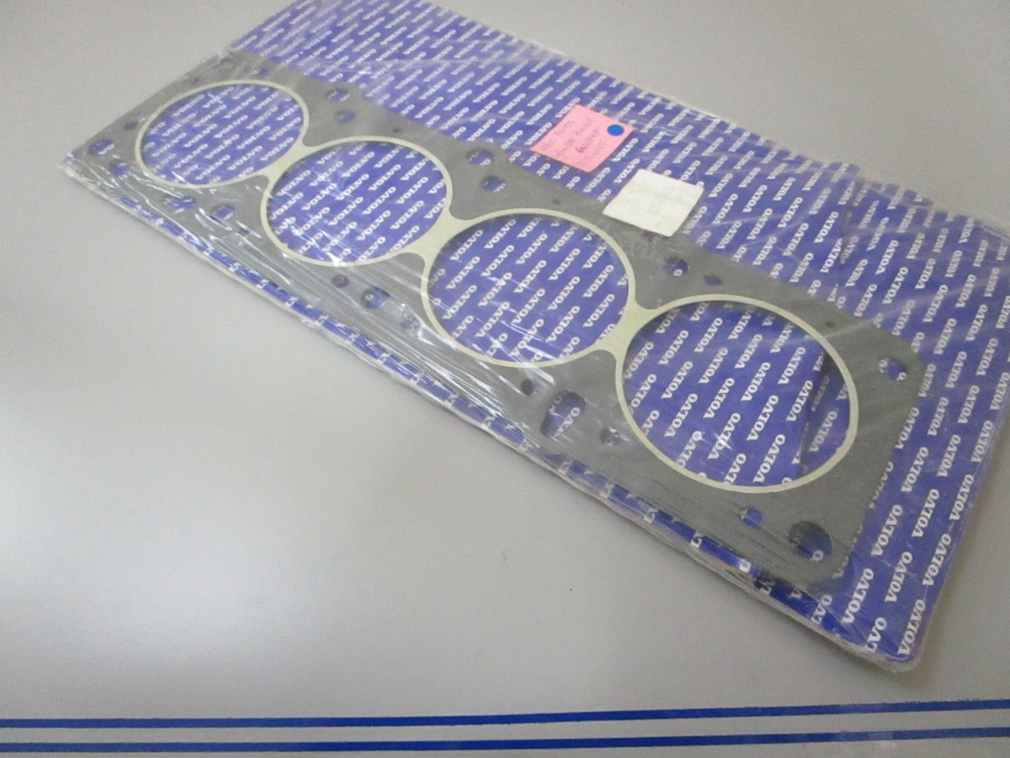*NEW OEM* 0810 Volvo Penta Cylinder Head Gasket 1378645
