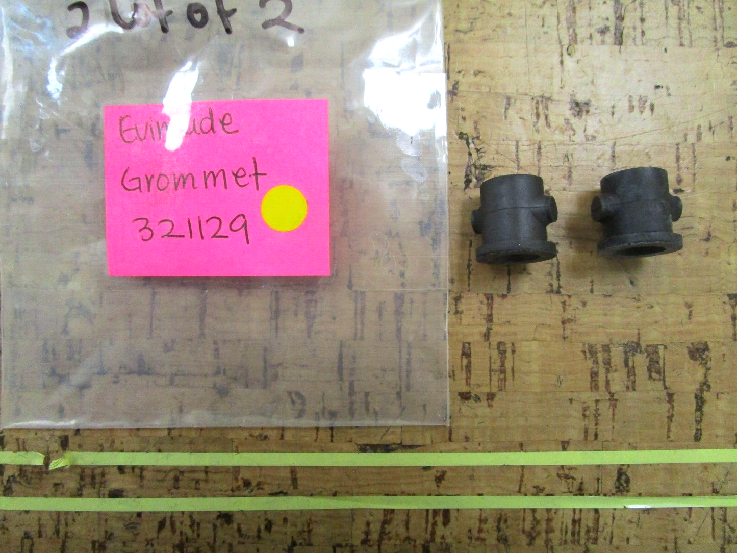 *NEW OEM* (LOT OF 2) 0750 OMC Johnson Evinrude GROMMET 321129 0321129