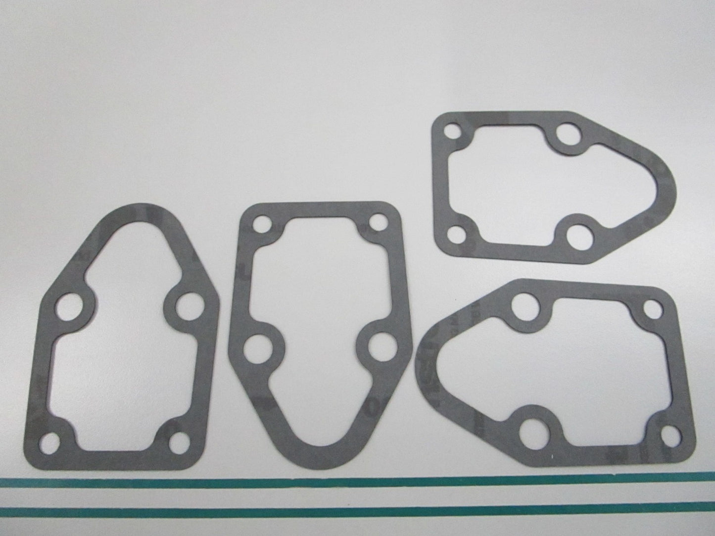NEW OEM (LOT OF 4) 835087 Volvo Penta Gasket 0810