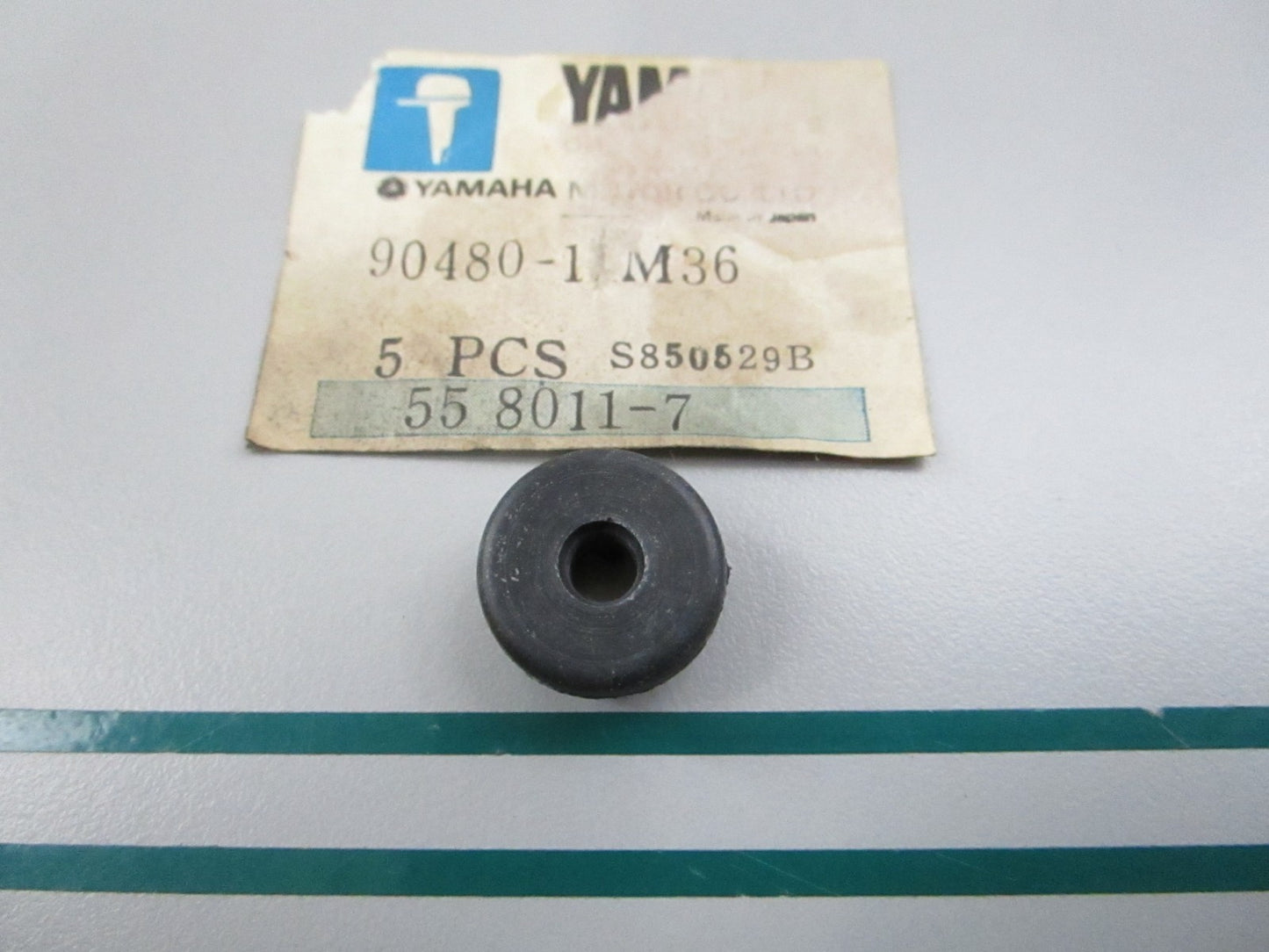 NEW OEM 90480-11M36-00 Yamaha Grommet 0810