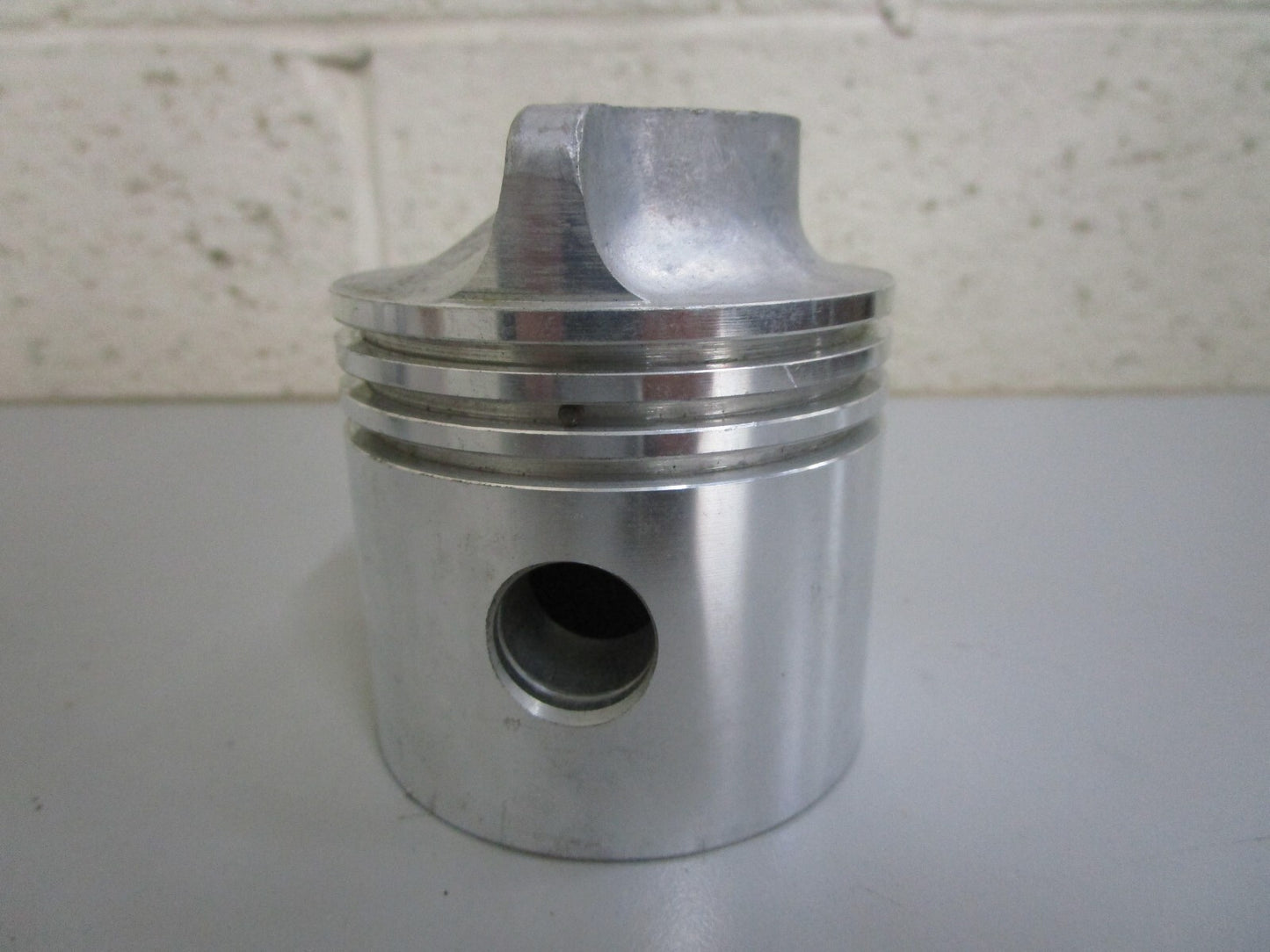 *NEW OEM* 0820 OMC Johnson Evinrude Piston 378375 0378375 307846