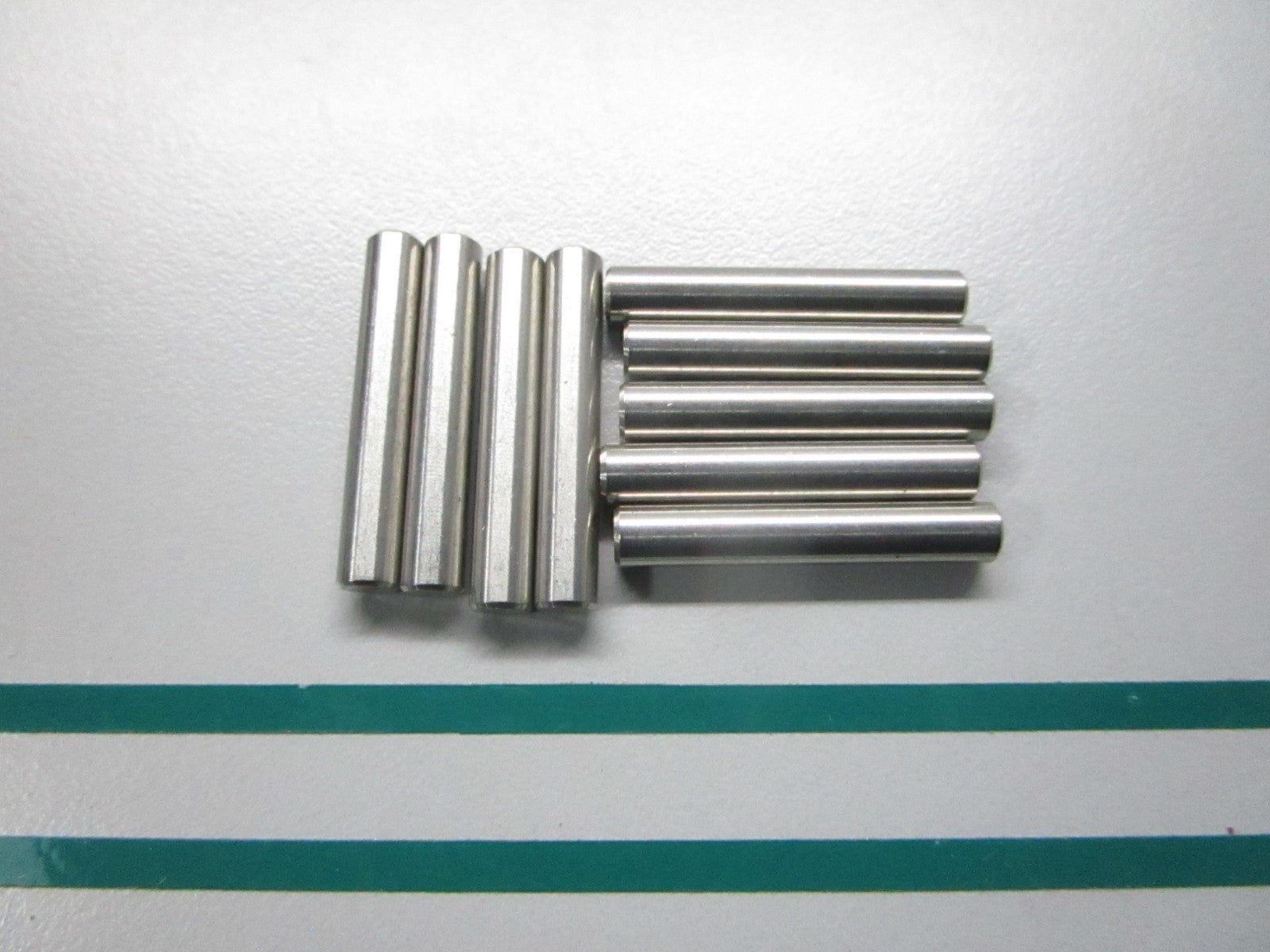 NEW OEM (LOT OF 9) 09202-04002 Suzuki Shear Pin 0810