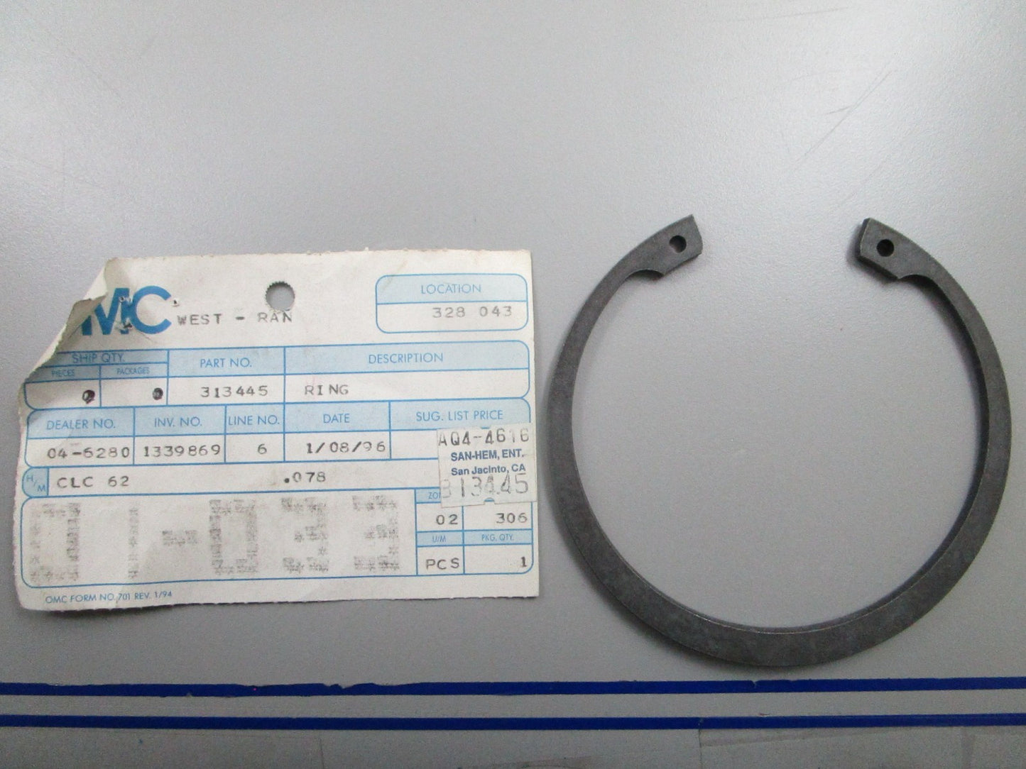 *NEW OEM* 0810 OMC Johnson Evinrude Ring 313445 0313445