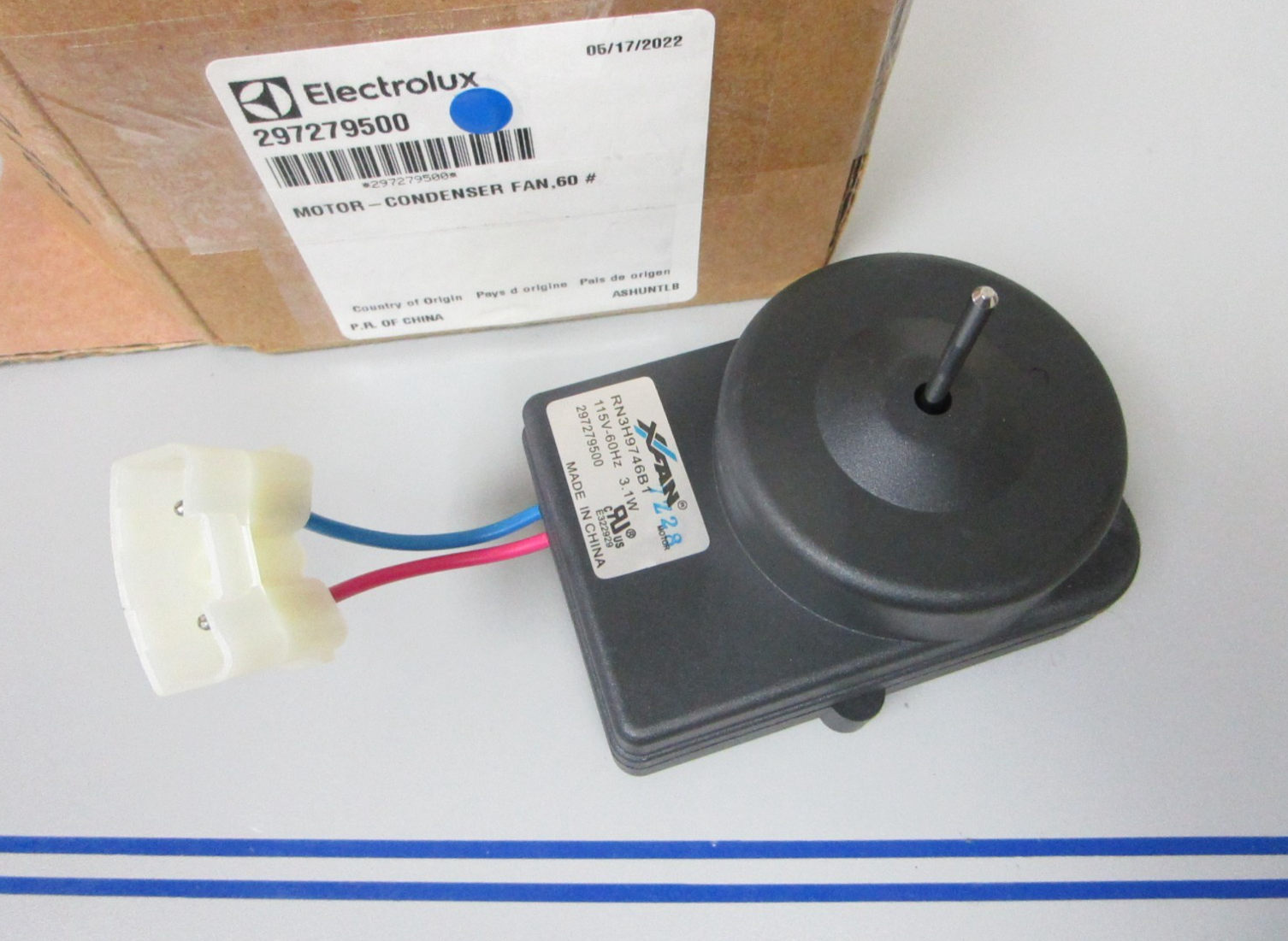 *NEW OEM* 0720 Electrolux Condenser Fan Motor 297279500
