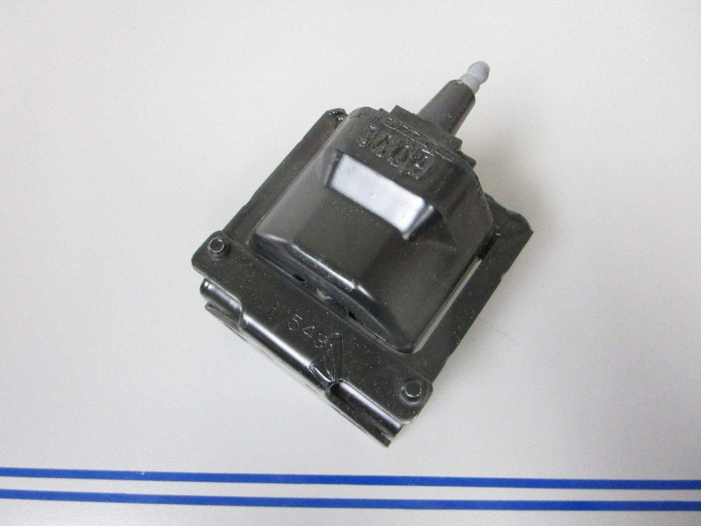 *NEW OEM* 0720 OMC Johnson Evinrude 302 181 CID 1990- 1993 3.0L Ignition Coil