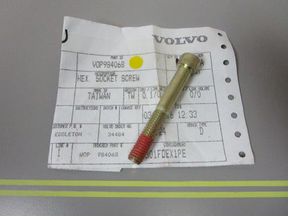 *NEW OEM* 0810 Volvo Penta Hexagon Socket Screw 984068