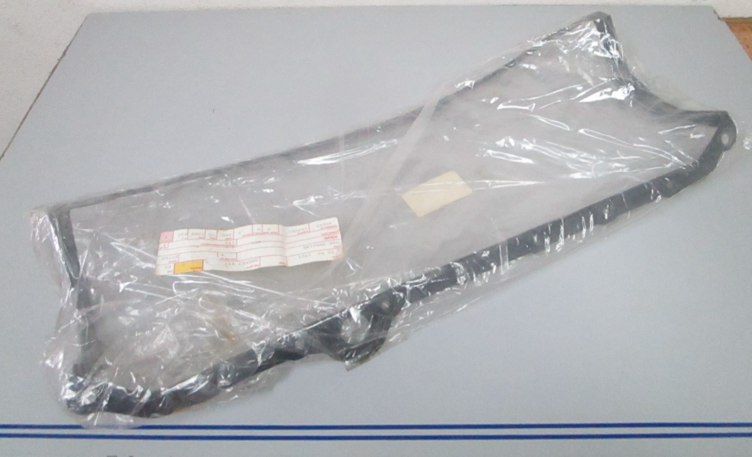 *NEW OEM* 0720 Volvo Penta Gasket 3856138