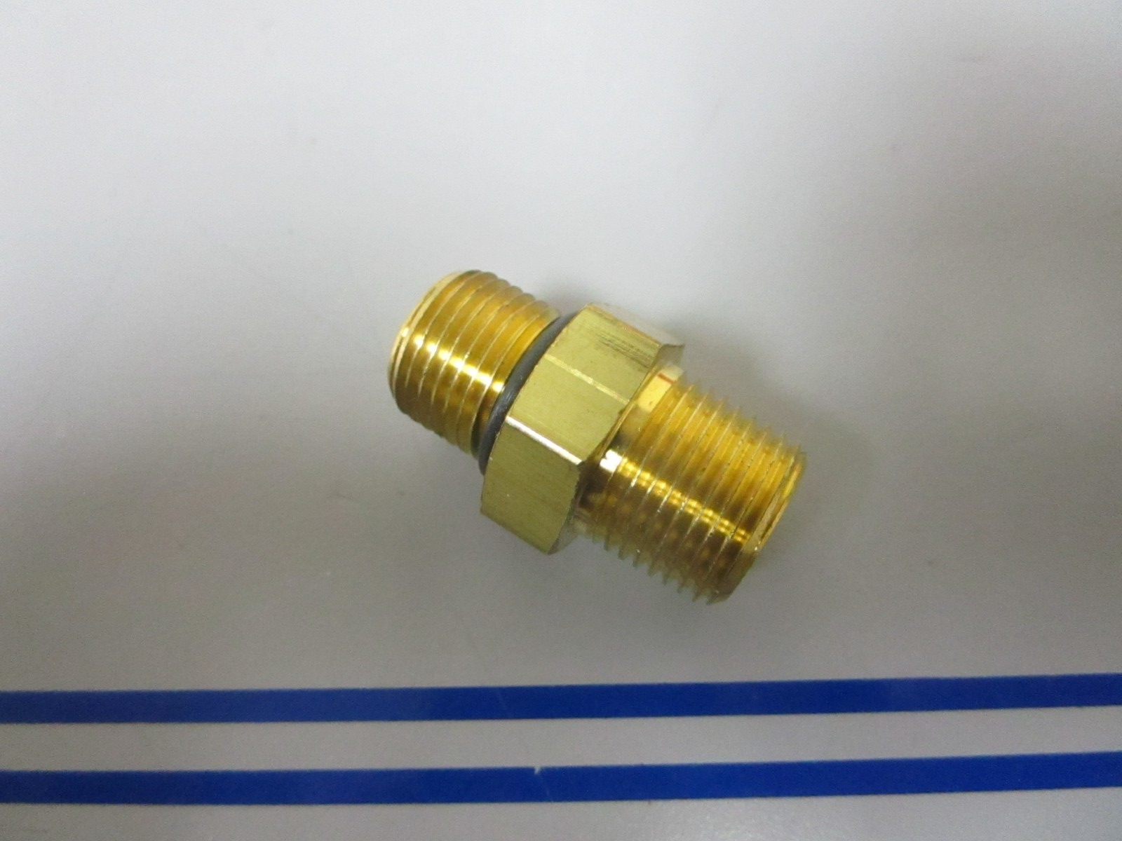 *NEW OEM* 0720 Volvo Penta Fitting 3853493