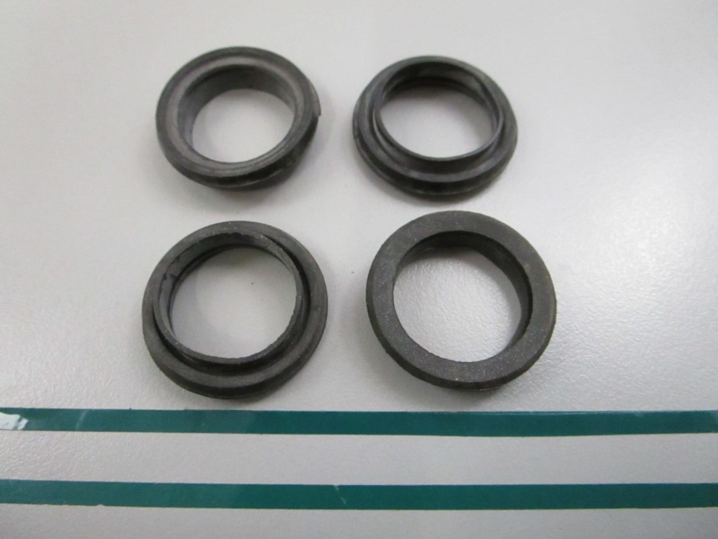 OMC Johnson Evinrude NEW OEM Thermostat Seal 310058 0310058 (LOT OF 4) 0810