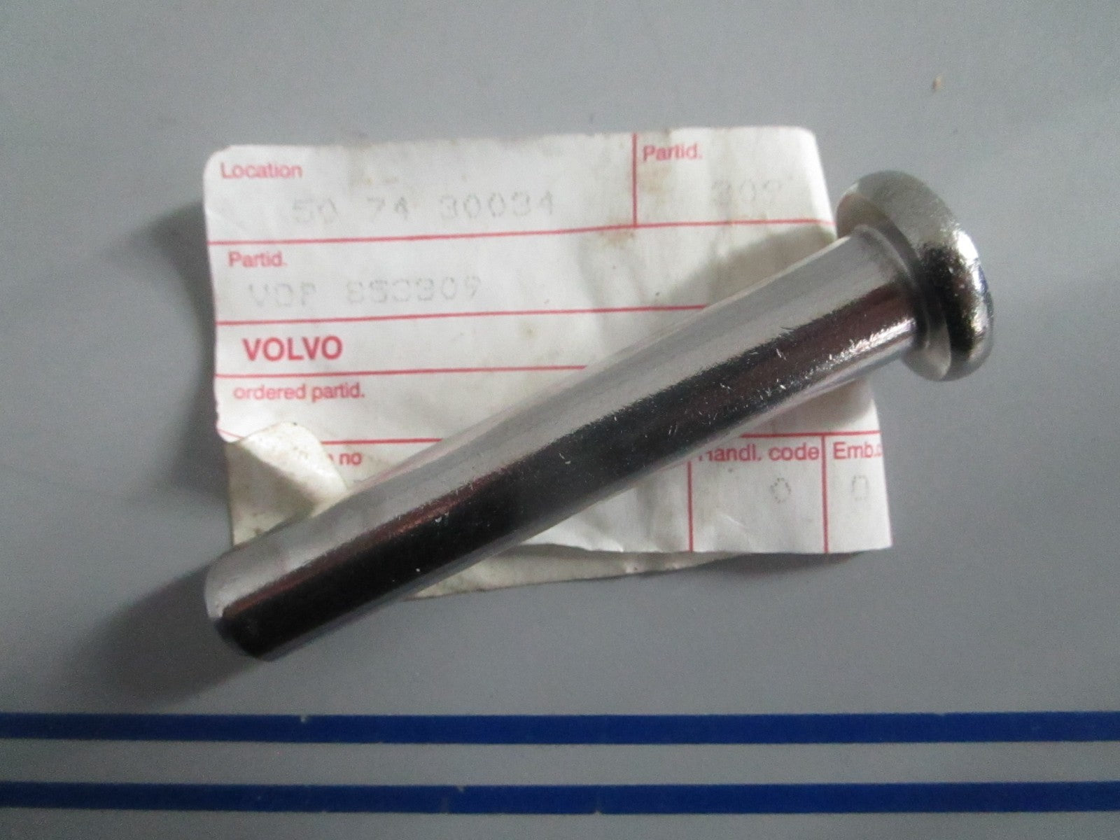 NEW OEM 853309 Volvo Penta Clevis Pin 0820