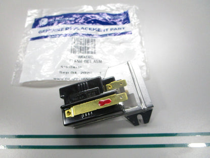 NEW OEM WE4X445 GE Flame Sensor 0810