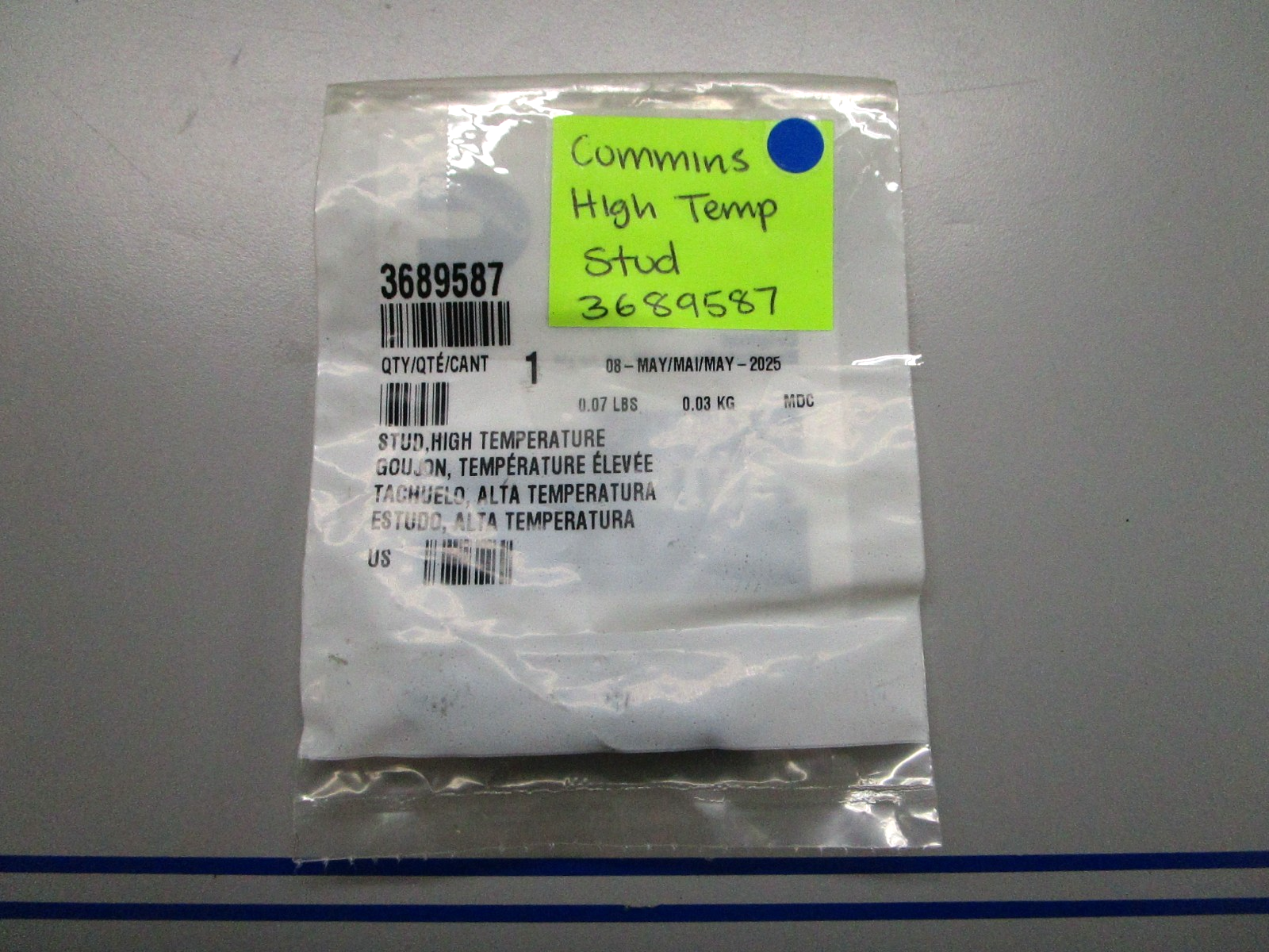 *NEW OEM* 0810 Cummins High Temp Stud 3689587