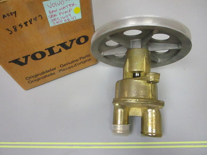*NEW OEM* 0720 Volvo Penta Raw Water Sea Pump & Pulley Assembly 3851699 3858847