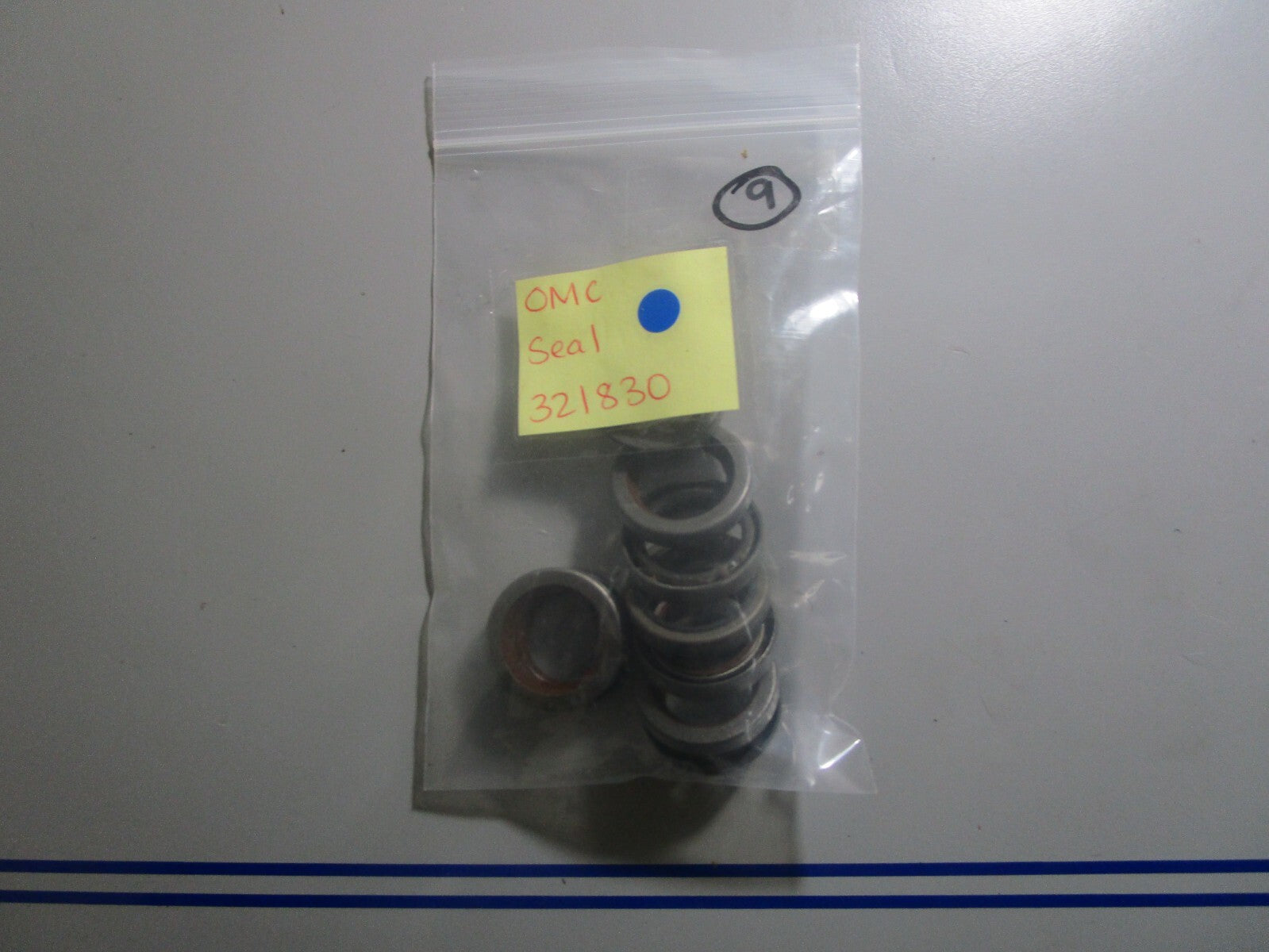 *NEW OEM* 0720 OMC Johnson Evinrude Seal 321830 0321830