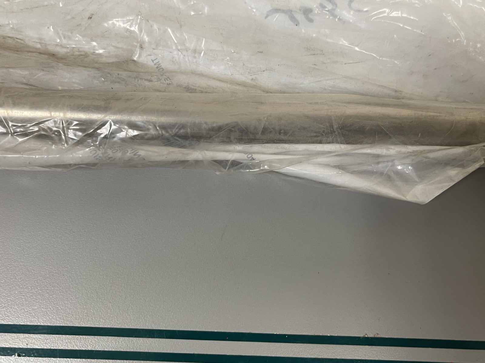 NEW 18-2152 Replaces: 17-45735 Sierra Pivot Pin Shaft 0670