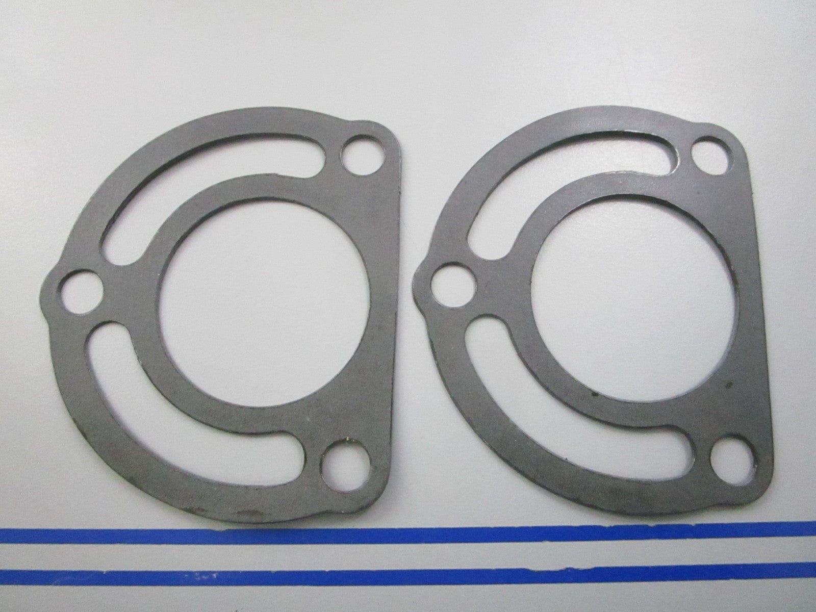 NEW OEM (LOT OF 2) 311130 0311130 OMC Johnson Evinrude Manifold Gasket 0810
