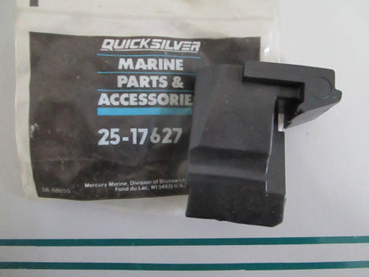 NEW OEM 25-17627 Mercury Quicksilver Control Cable Grommet 0820