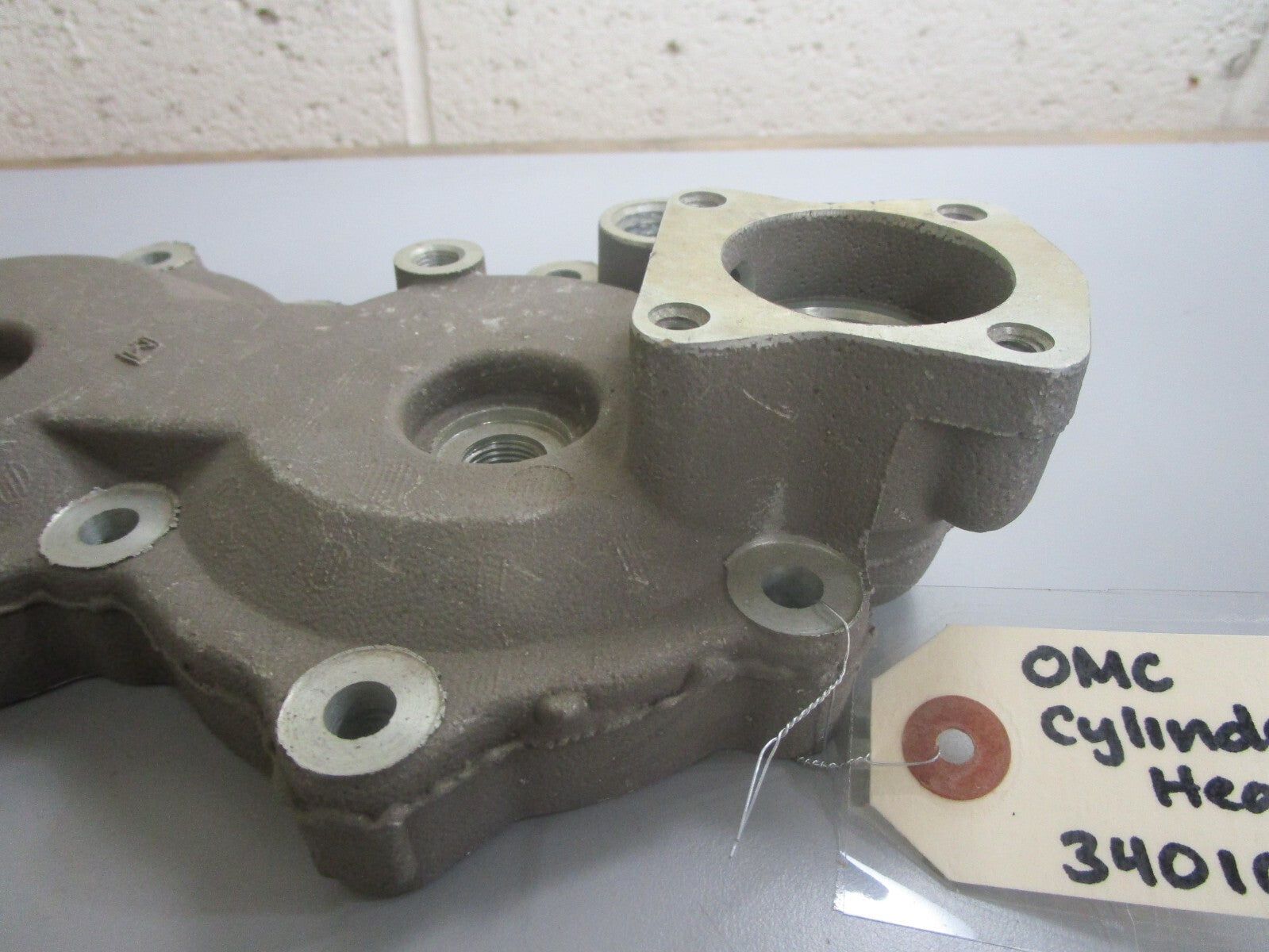 *NEW OEM* 0820 OMC Johnson Evinrude Cylinder Head 340101 0340101