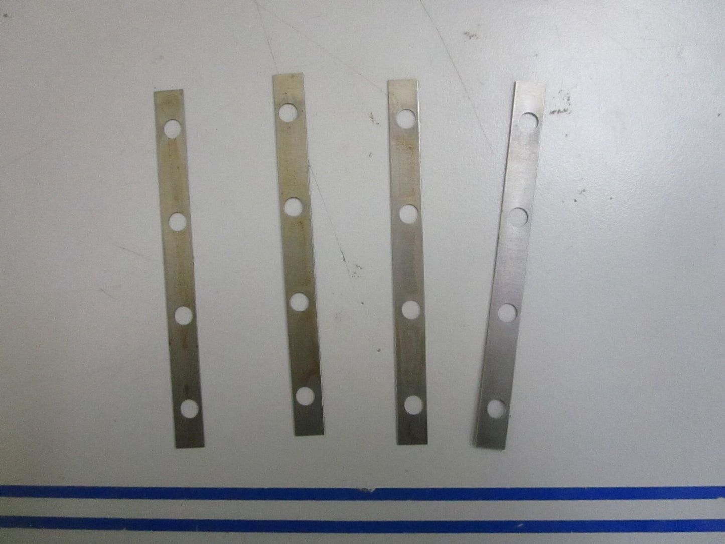 *NEW OEM* (LOT OF 4) 0810 OMC Johnson Evinrude Shim 323412 0323412