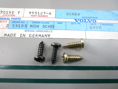 NEW OEM (LOT OF 4) 955127 Volvo Penta Screw 0810