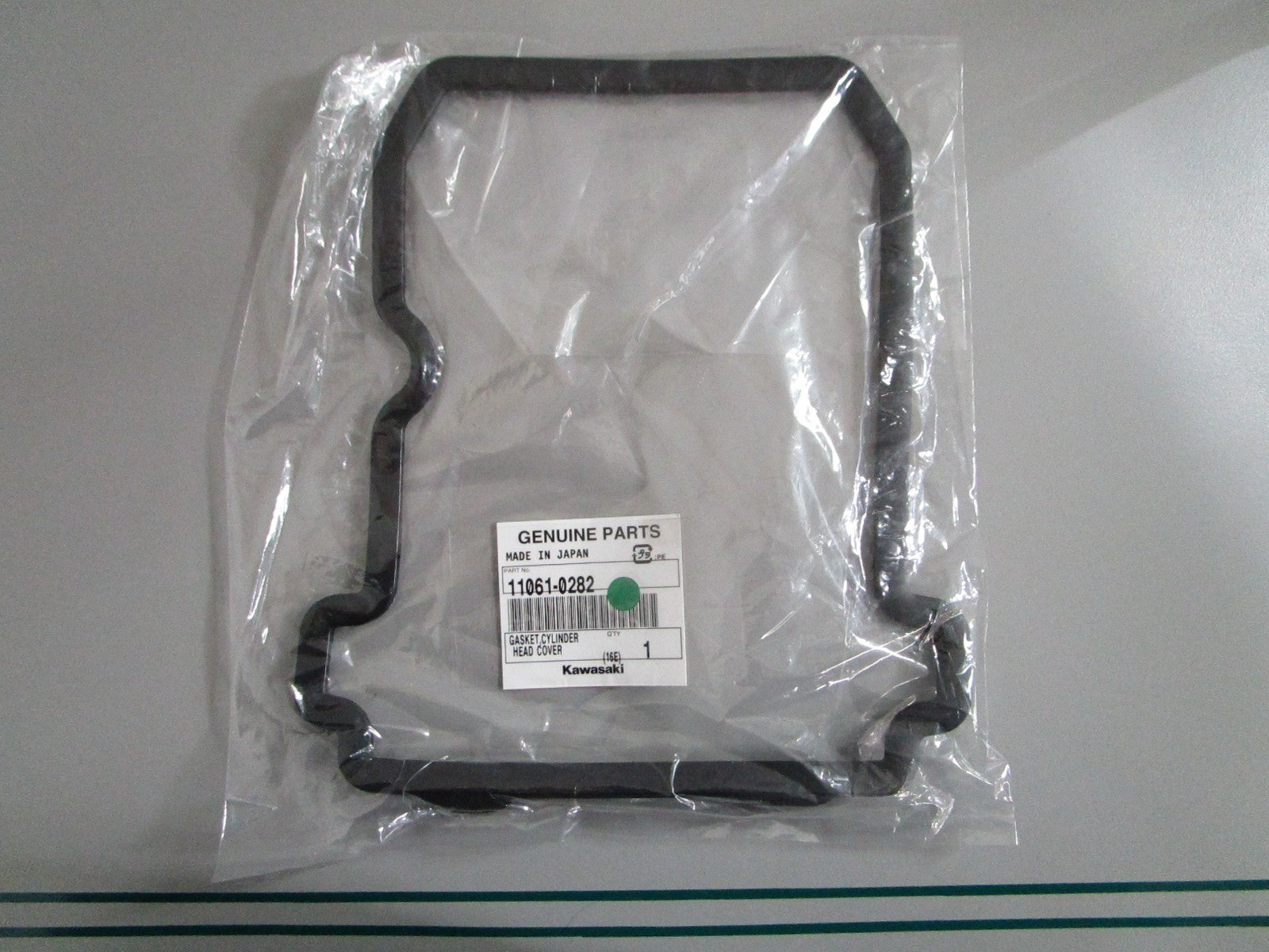 NEW OEM 11061-0282 Kawasaki Cylinder Head Cover Gasket 0820
