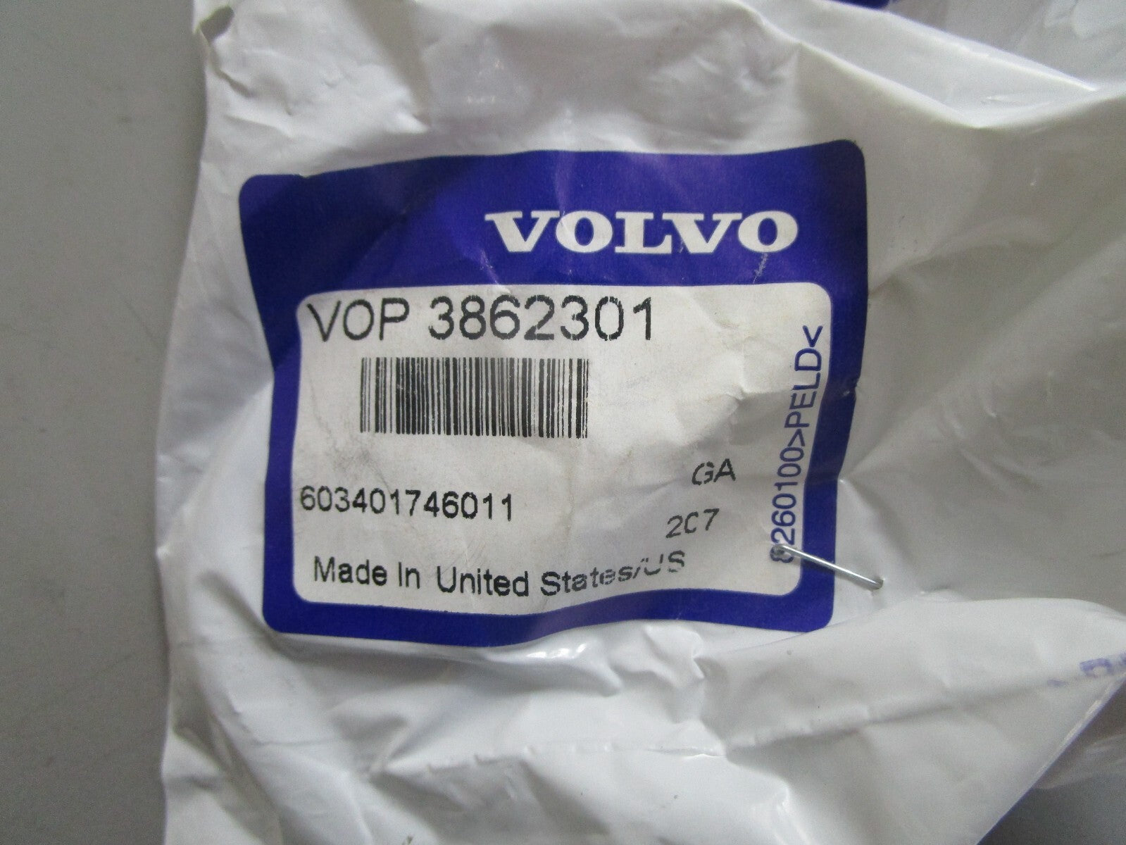 *NEW OEM* 0820 Volvo Penta Bracket 3862301