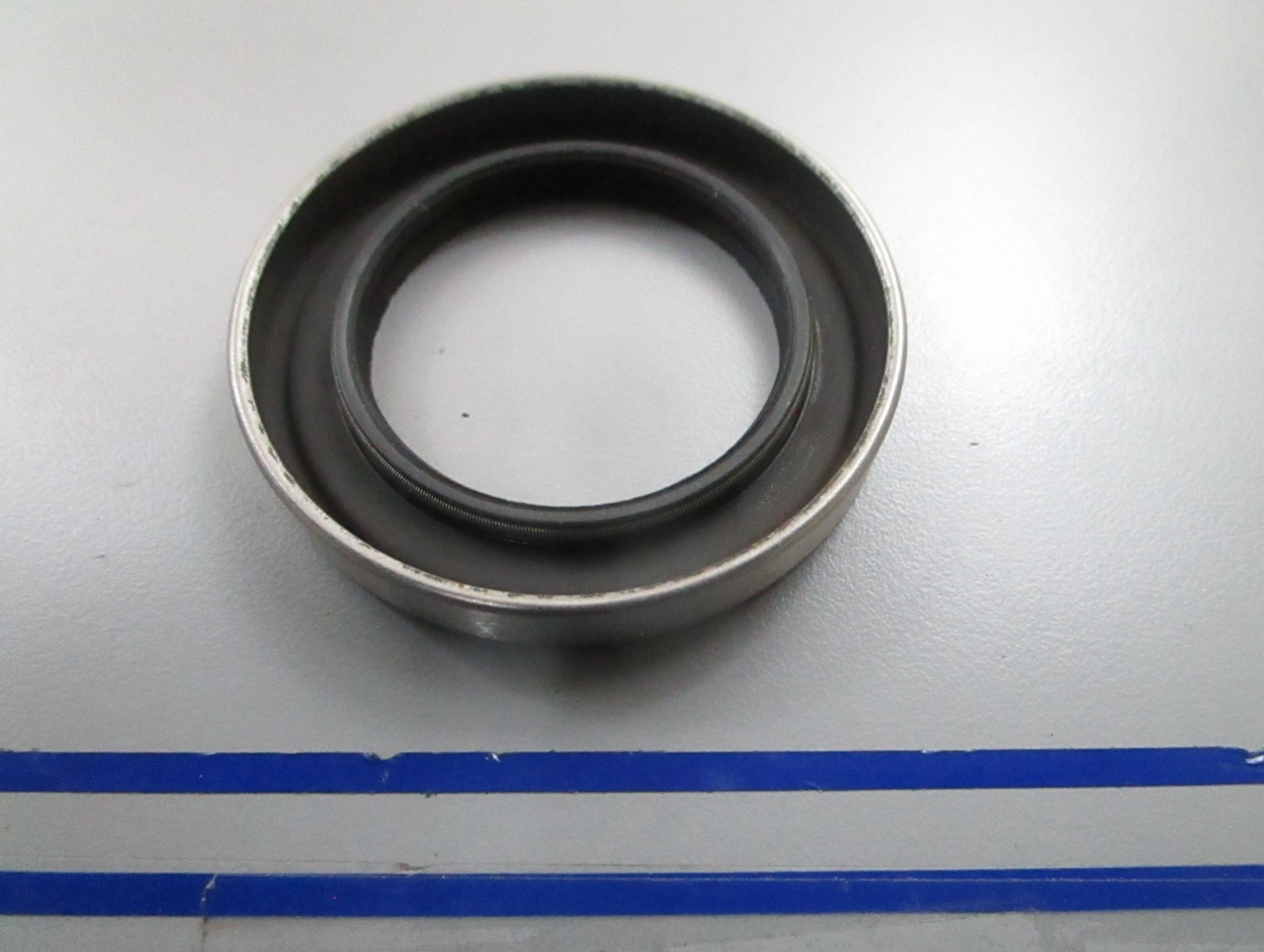 *NEW OEM* 0810 Mercury Quicksilver Seal 26-821092