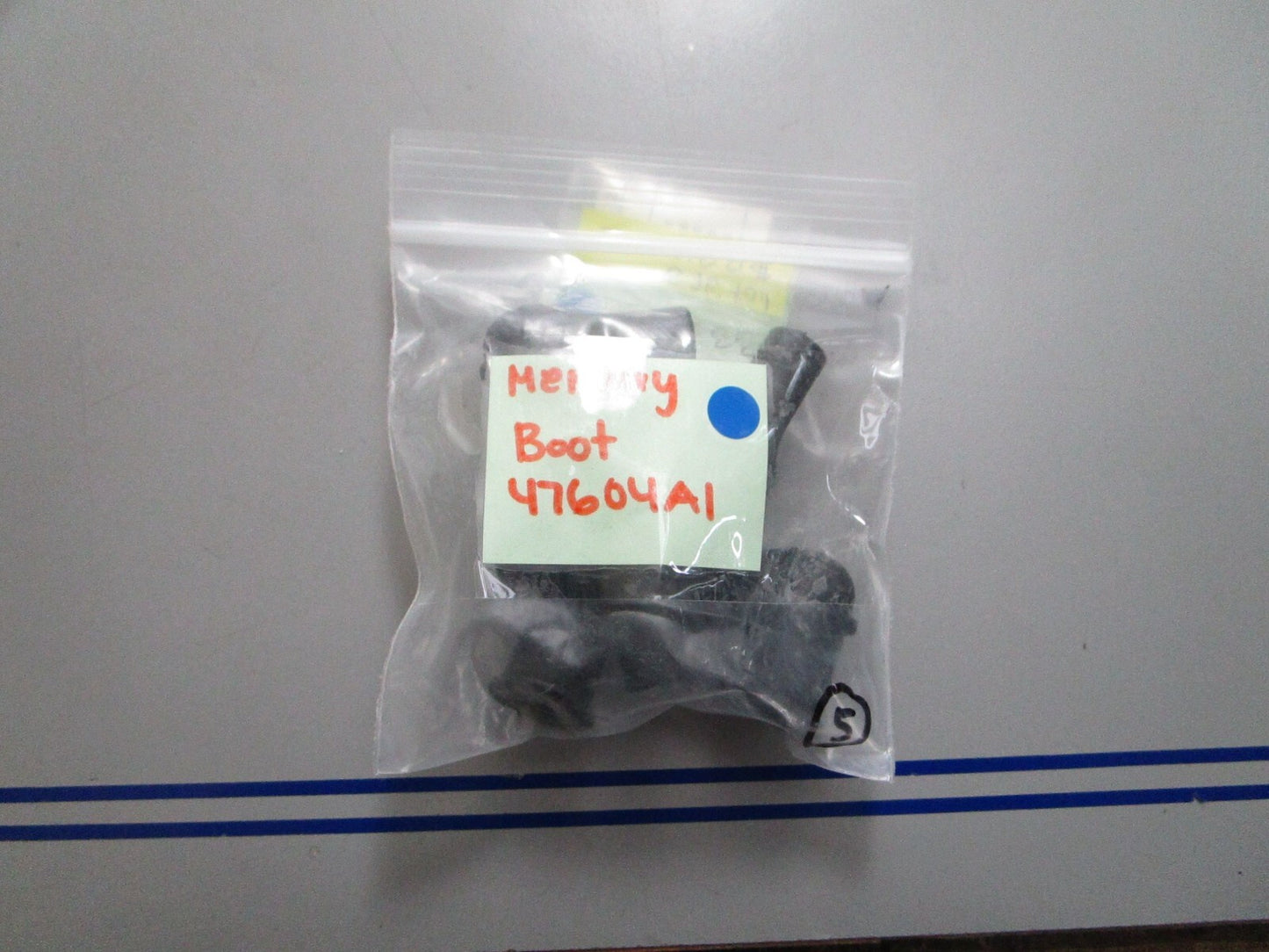 *NEW OEM* 0770 Mercury Quicksilver Boot 47604A1