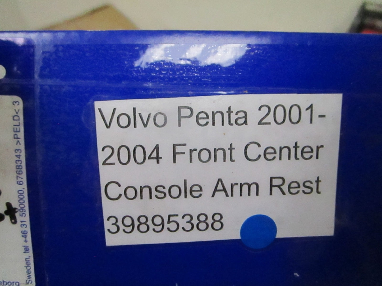 *NEW OEM* 0720 Volvo Penta 2001- 2004 Front Center Console Arm Rest 39895388